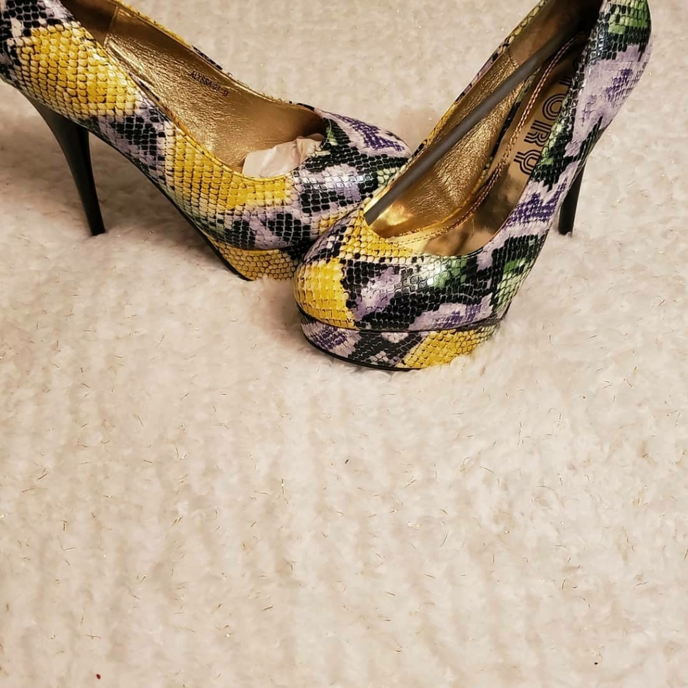 Women shoes